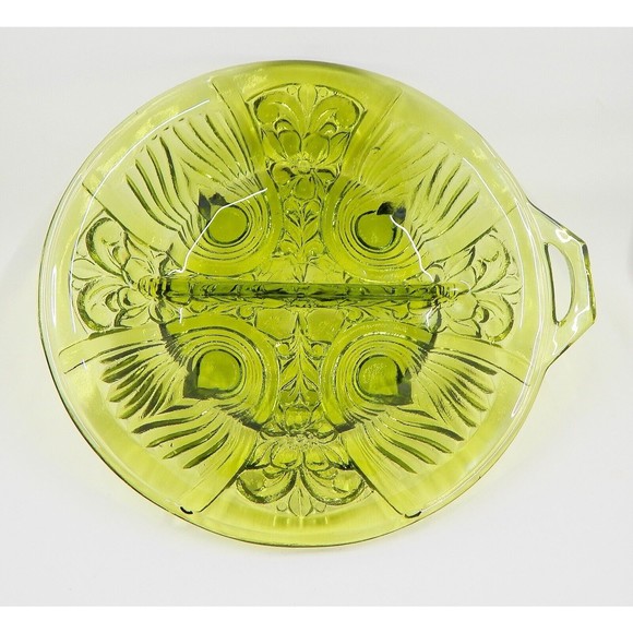 Indiana Glass Killarney Green Avocado Handled Divided Relish Candy Nut Dish - Picture 10 of 10